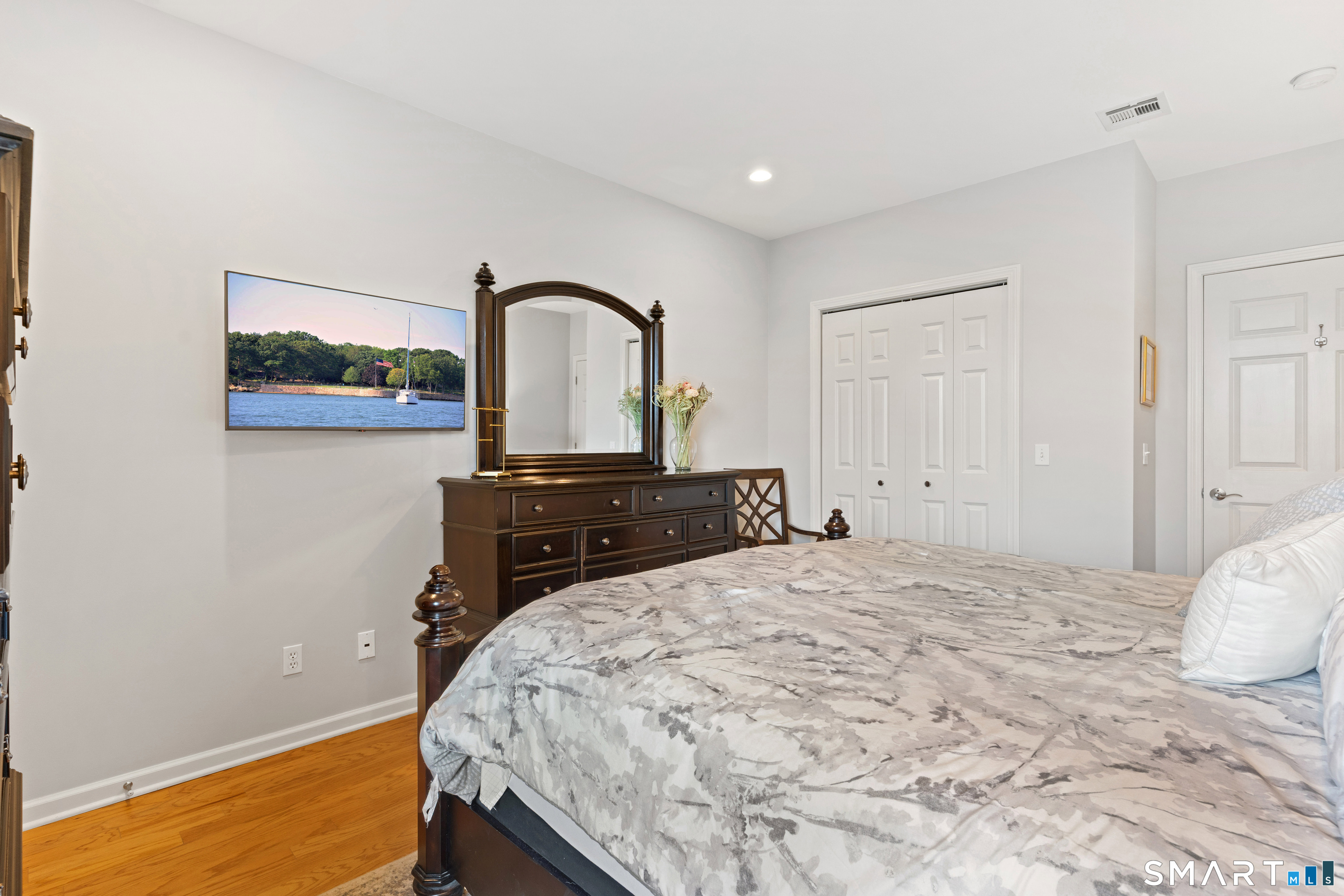 60 Maple Street Branford CT 06405