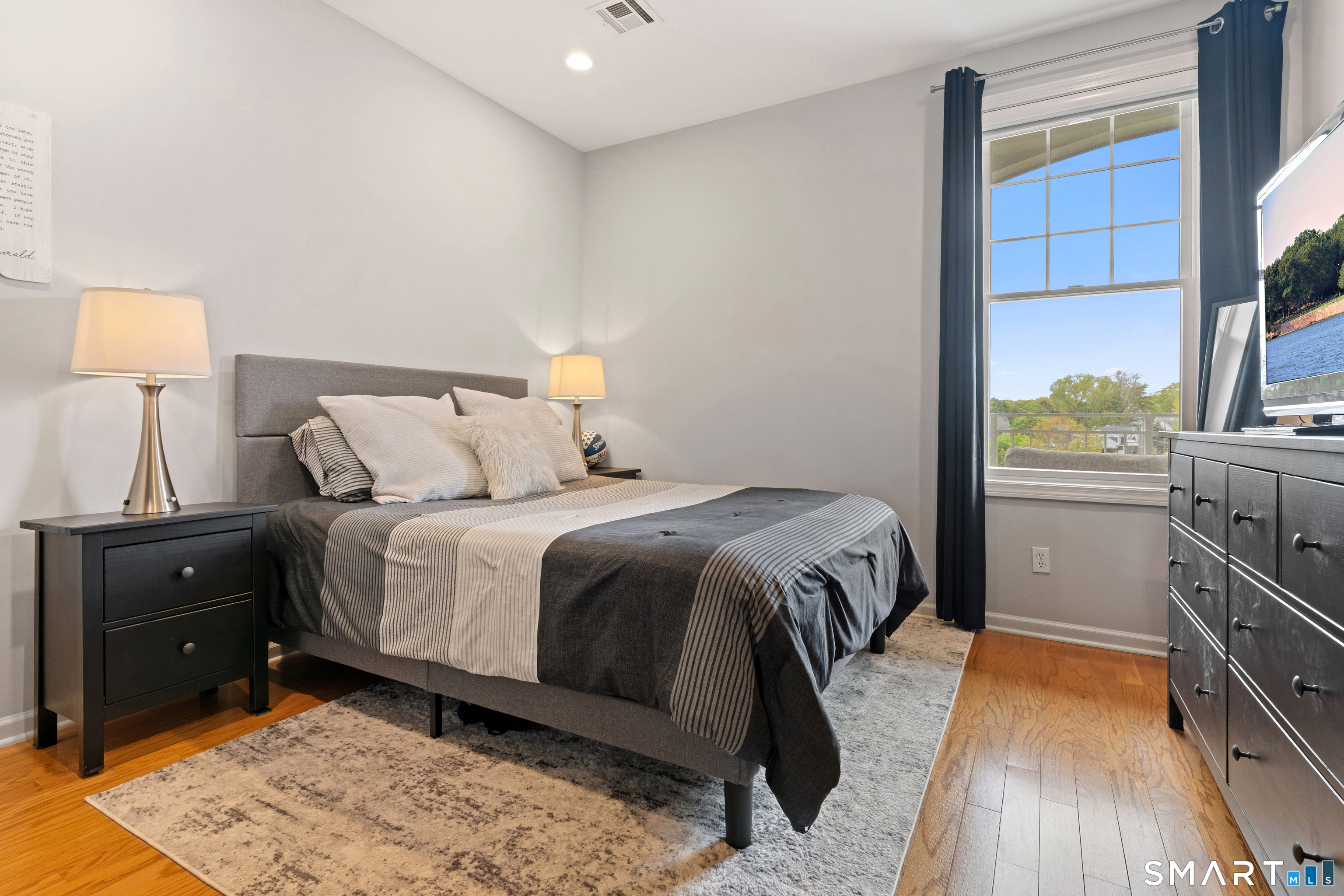 60 Maple Street Branford CT 06405