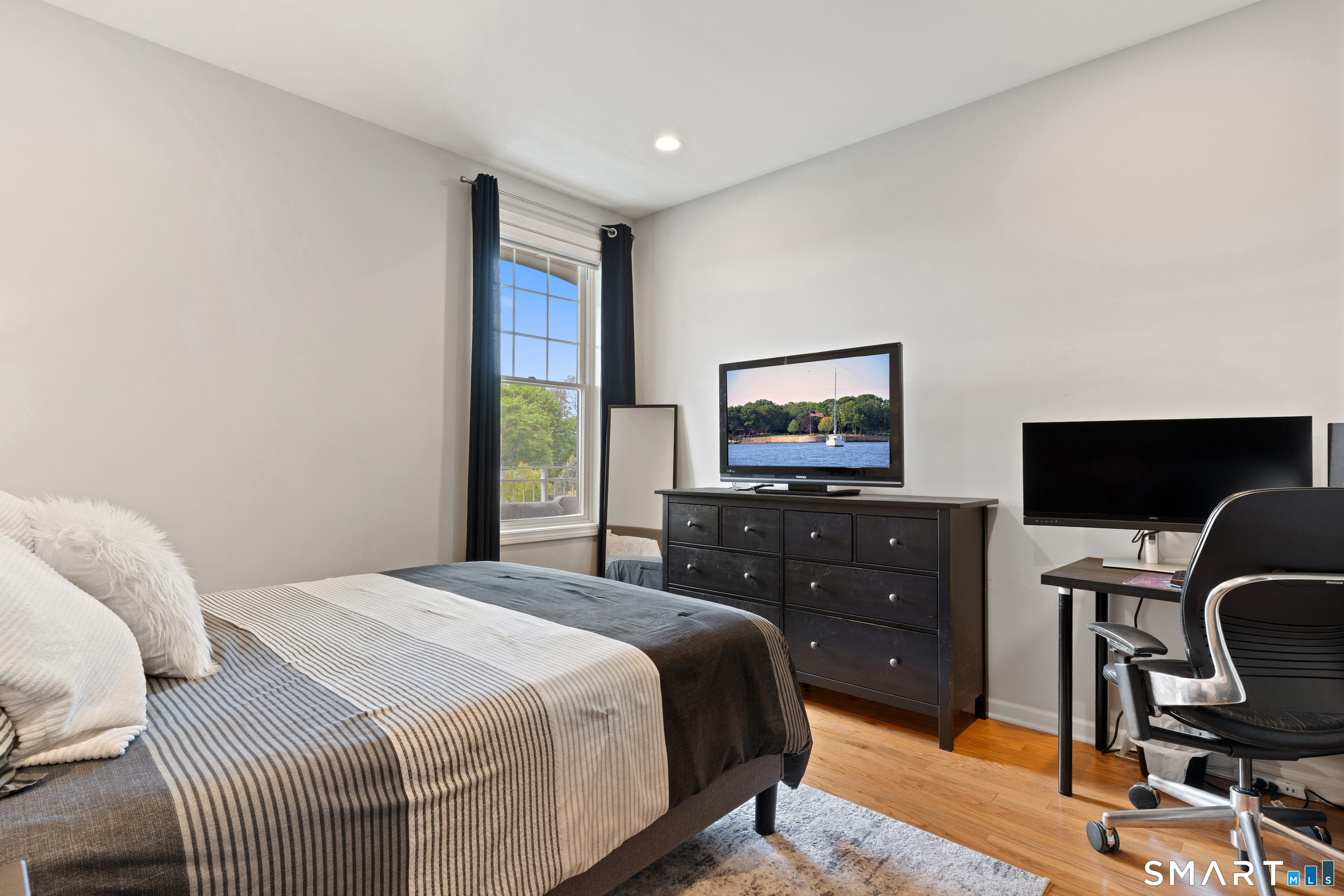 60 Maple Street Branford CT 06405
