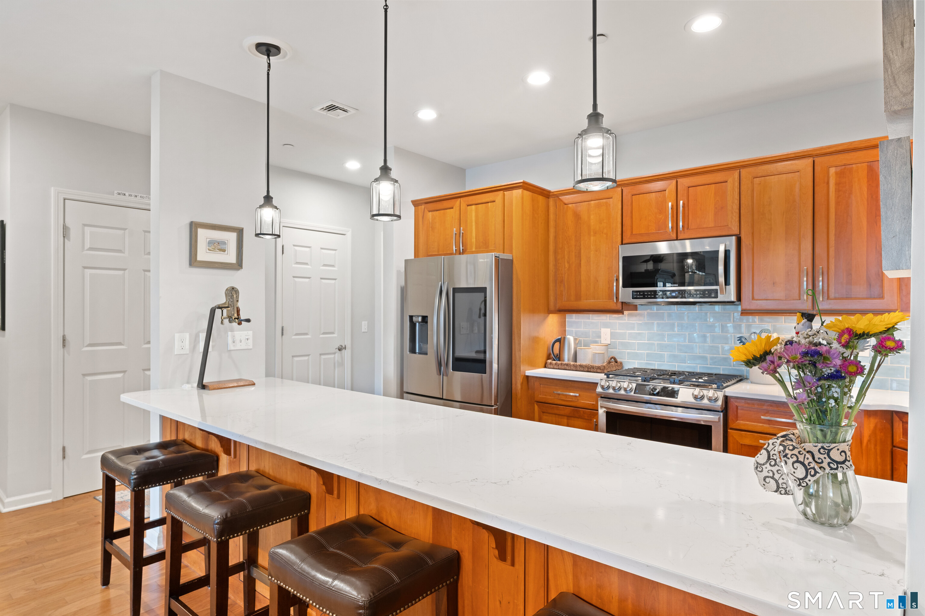 60 Maple Street Branford CT 06405