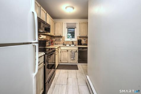 172 Woodland Street Meriden CT 06451