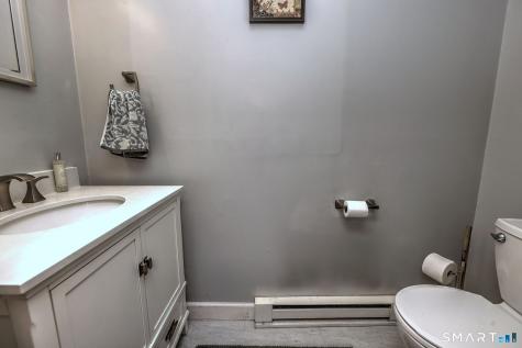 172 Woodland Street Meriden CT 06451