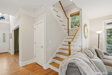 2 Blue Mountain Court Norwalk CT 06851