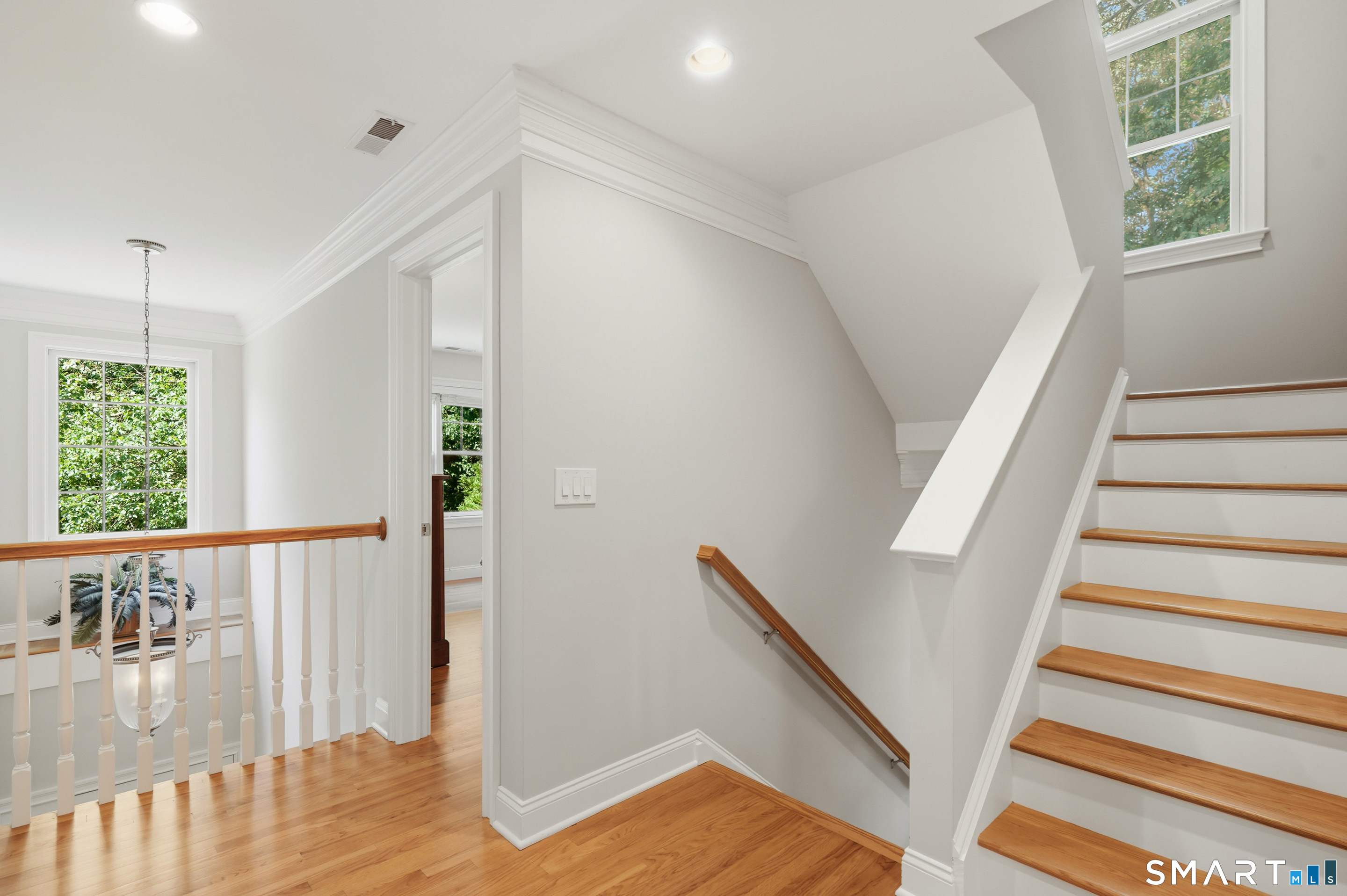 2 Blue Mountain Court Norwalk CT 06851