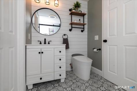 8 Mcintosh Circle Rocky Hill CT 06067