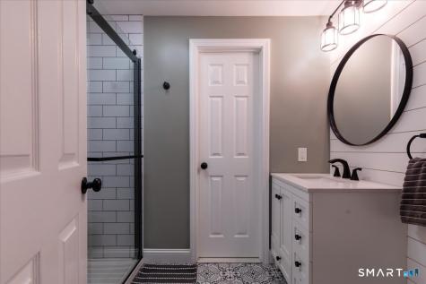 8 Mcintosh Circle Rocky Hill CT 06067