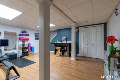 8 Mcintosh Circle Rocky Hill CT 06067