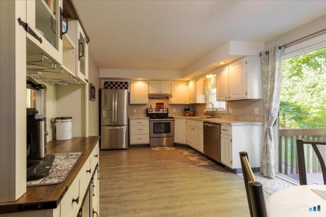 8 Mcintosh Circle Rocky Hill CT 06067