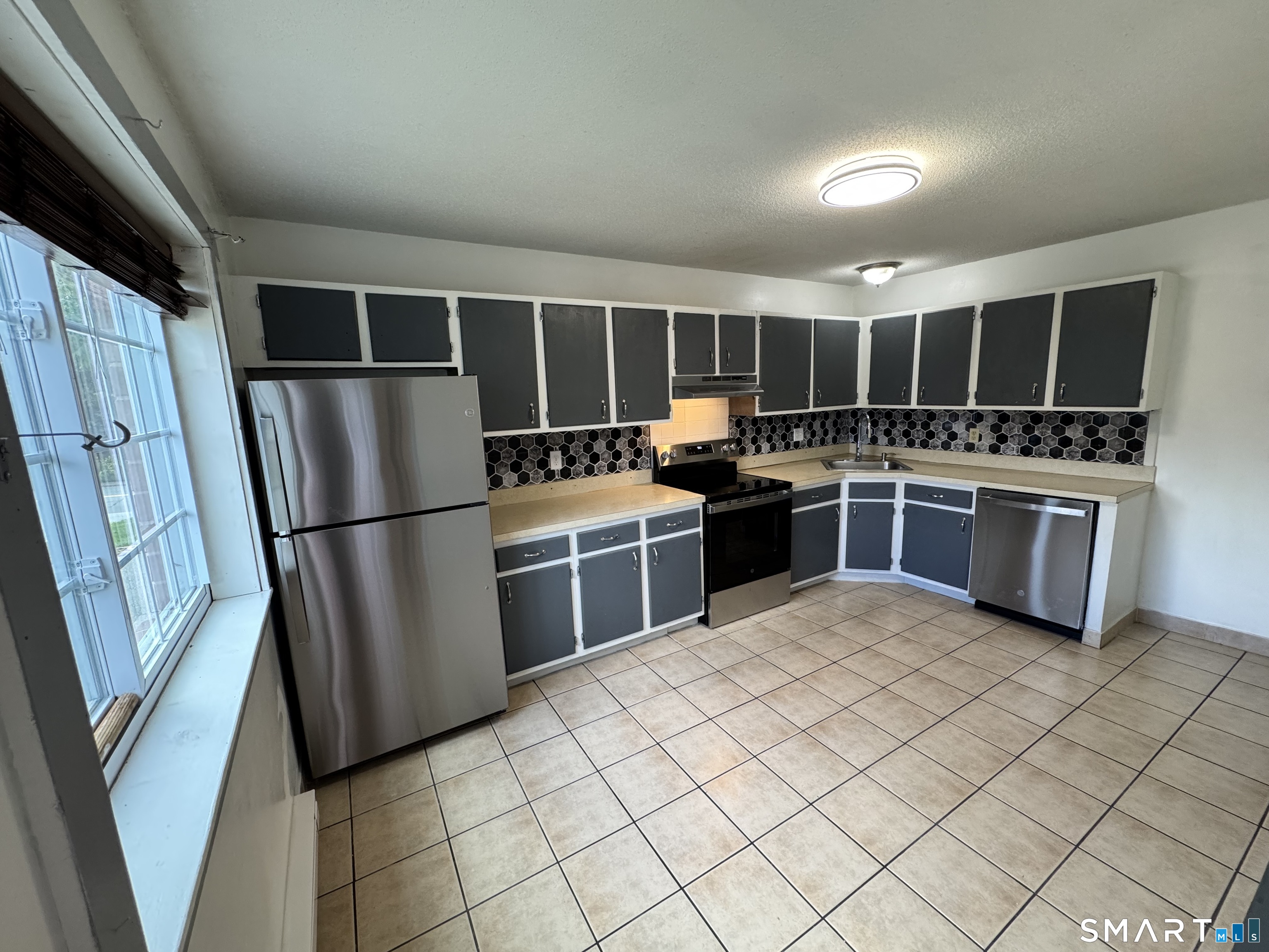497 Scott Road Waterbury CT 06705