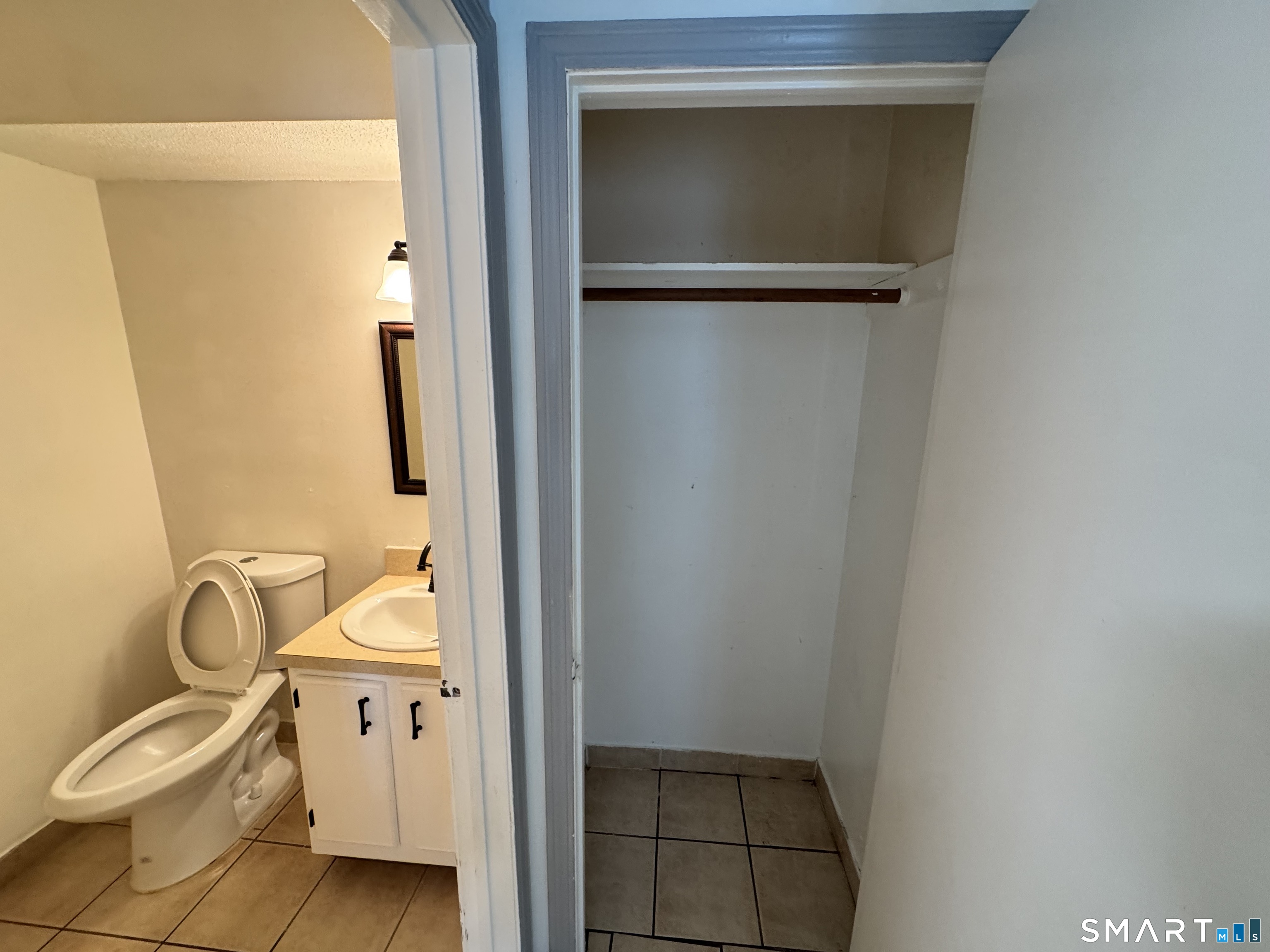 497 Scott Road Waterbury CT 06705