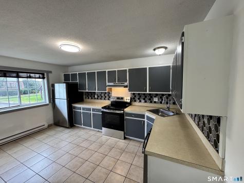 497 Scott Road Waterbury CT 06705