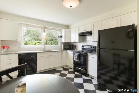 280 East Main Street Clinton CT 06413
