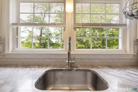 280 East Main Street Clinton CT 06413