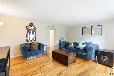 280 East Main Street Clinton CT 06413