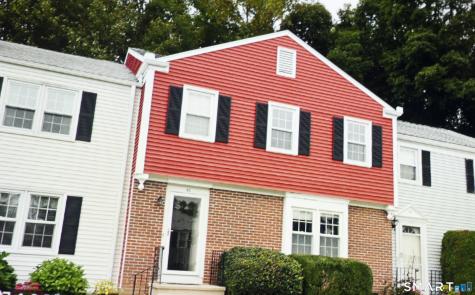 40 Tapping Reeve Village Litchfield CT 06759