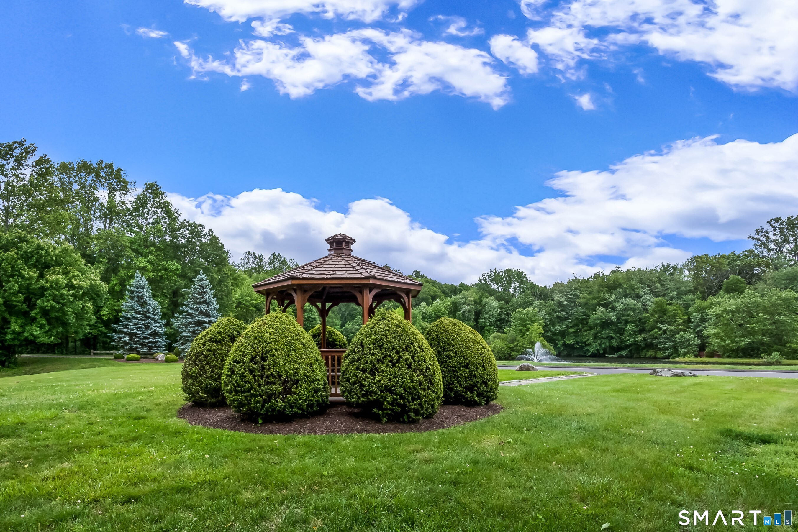19 Meadowlark Circle Monroe CT 06468