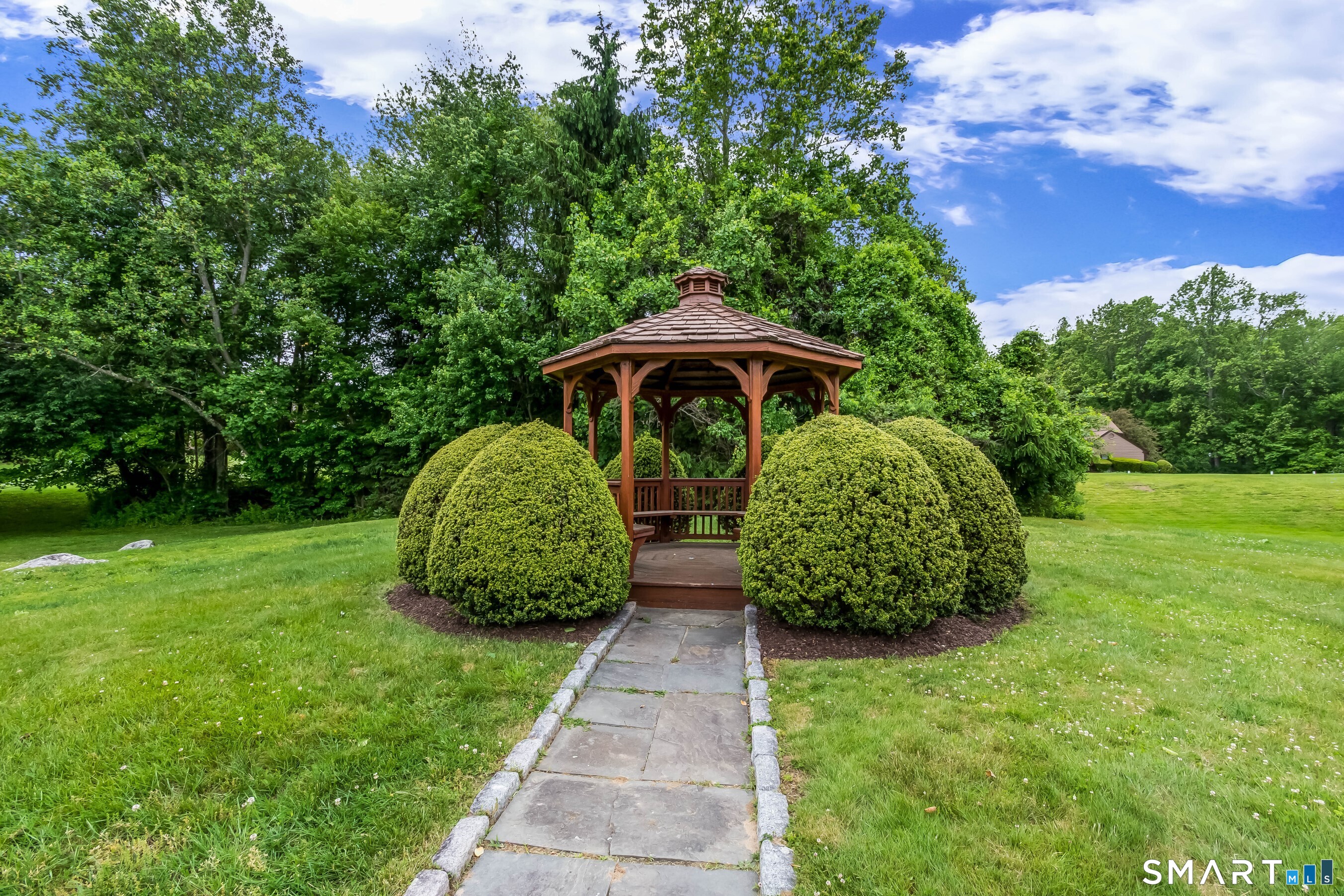 19 Meadowlark Circle Monroe CT 06468