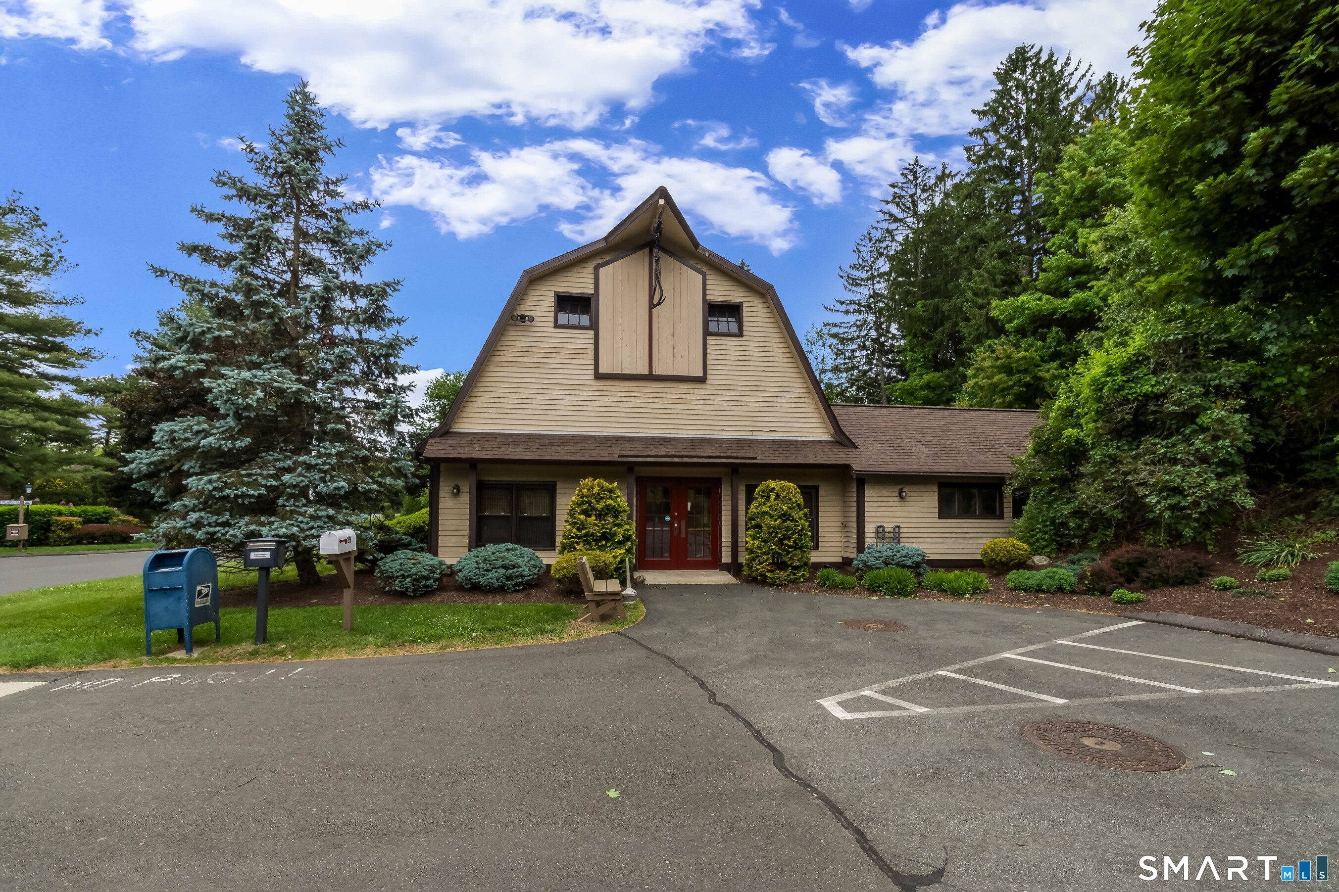 19 Meadowlark Circle Monroe CT 06468