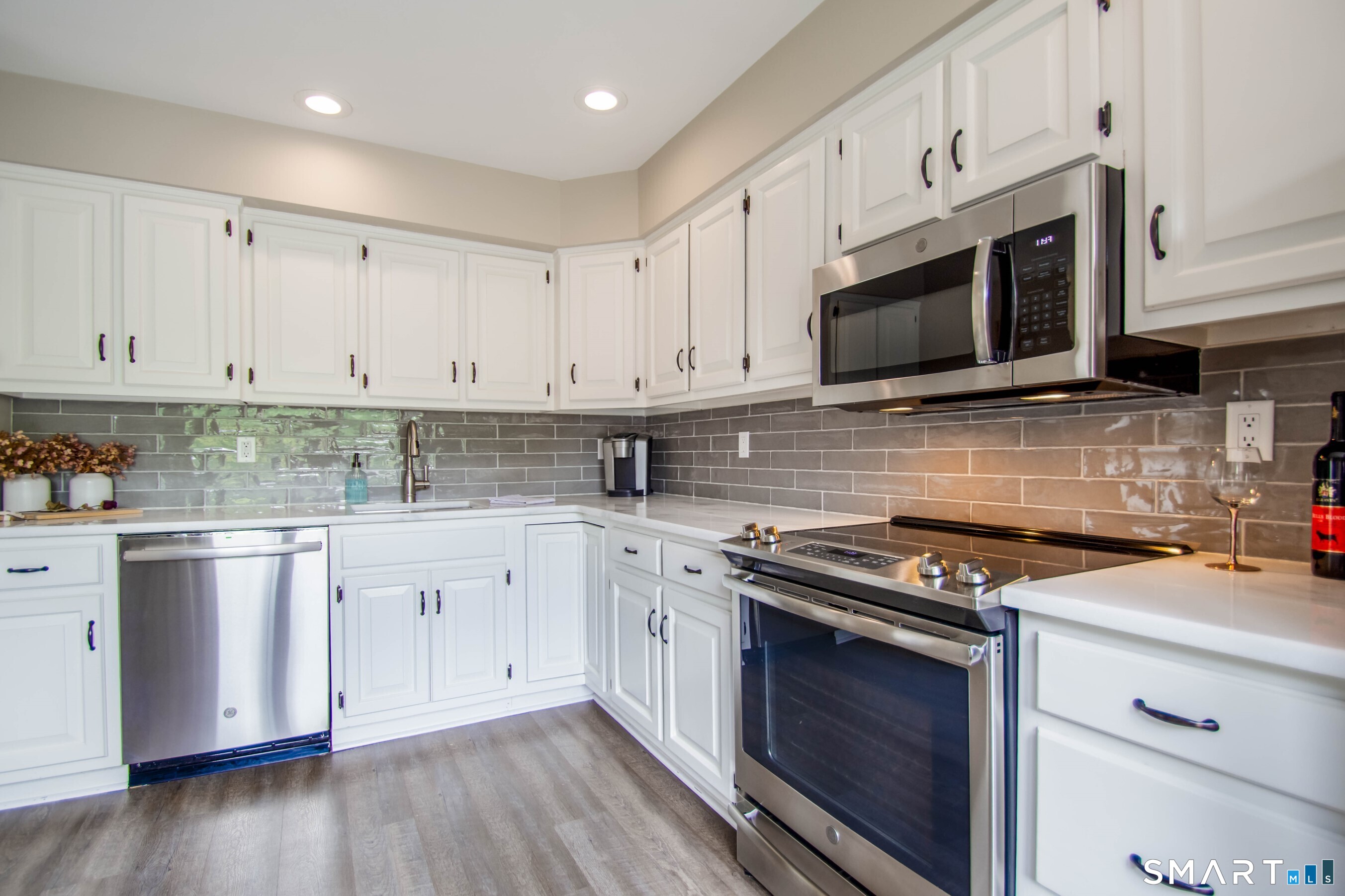 19 Meadowlark Circle Monroe CT 06468