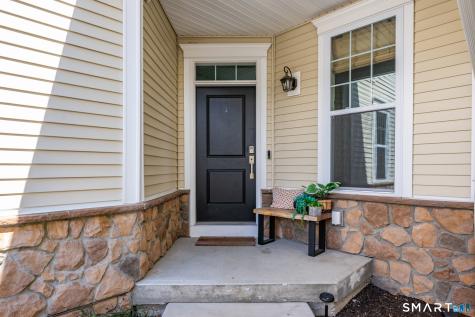 193 Ridgewood Drive Middlebury CT 06762