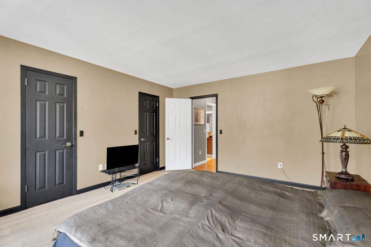 206 Sunrise Hill Road Norwalk CT 06851