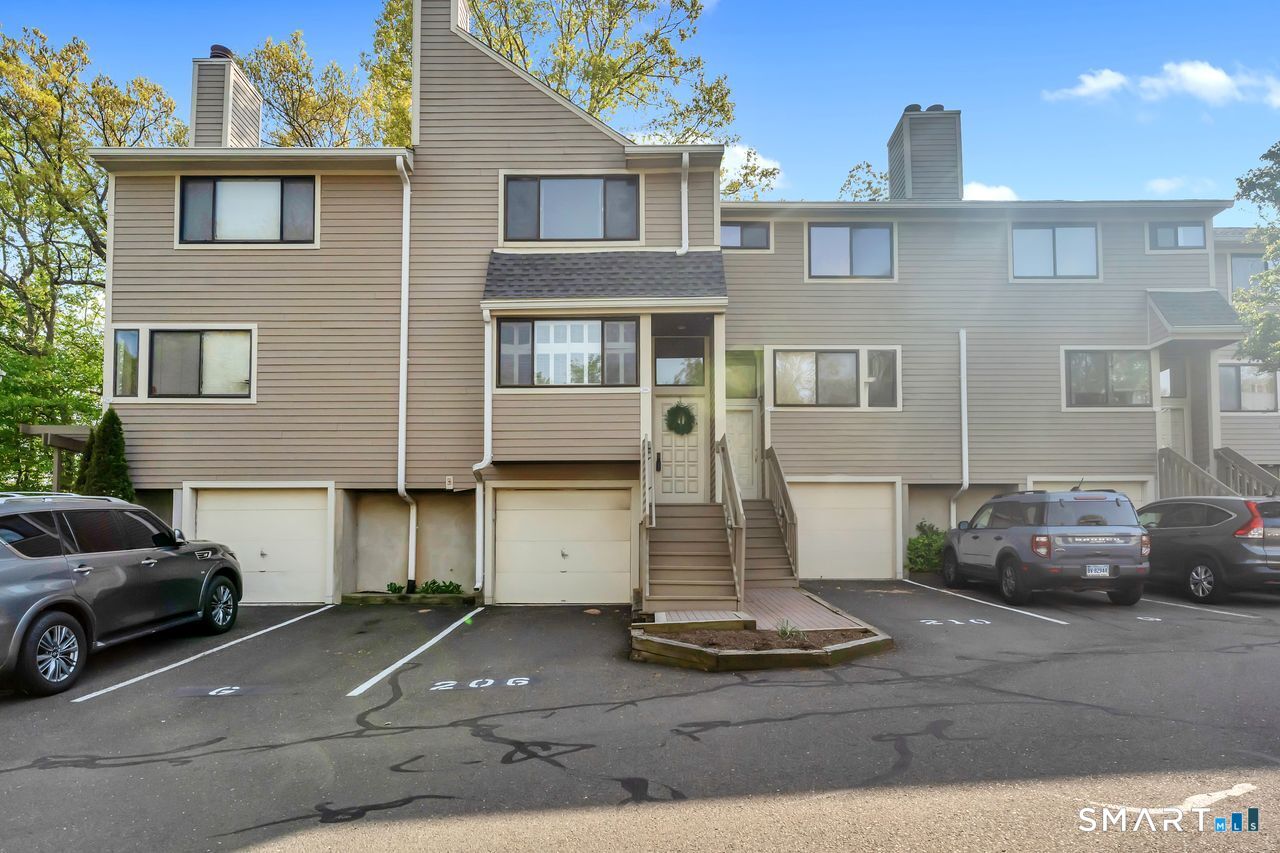 206 Sunrise Hill Road Norwalk CT 06851