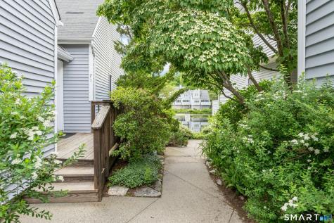 70 Wilton Crest Wilton CT 06897