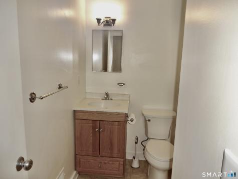 501 Asbury Ridge Shelton CT 06484