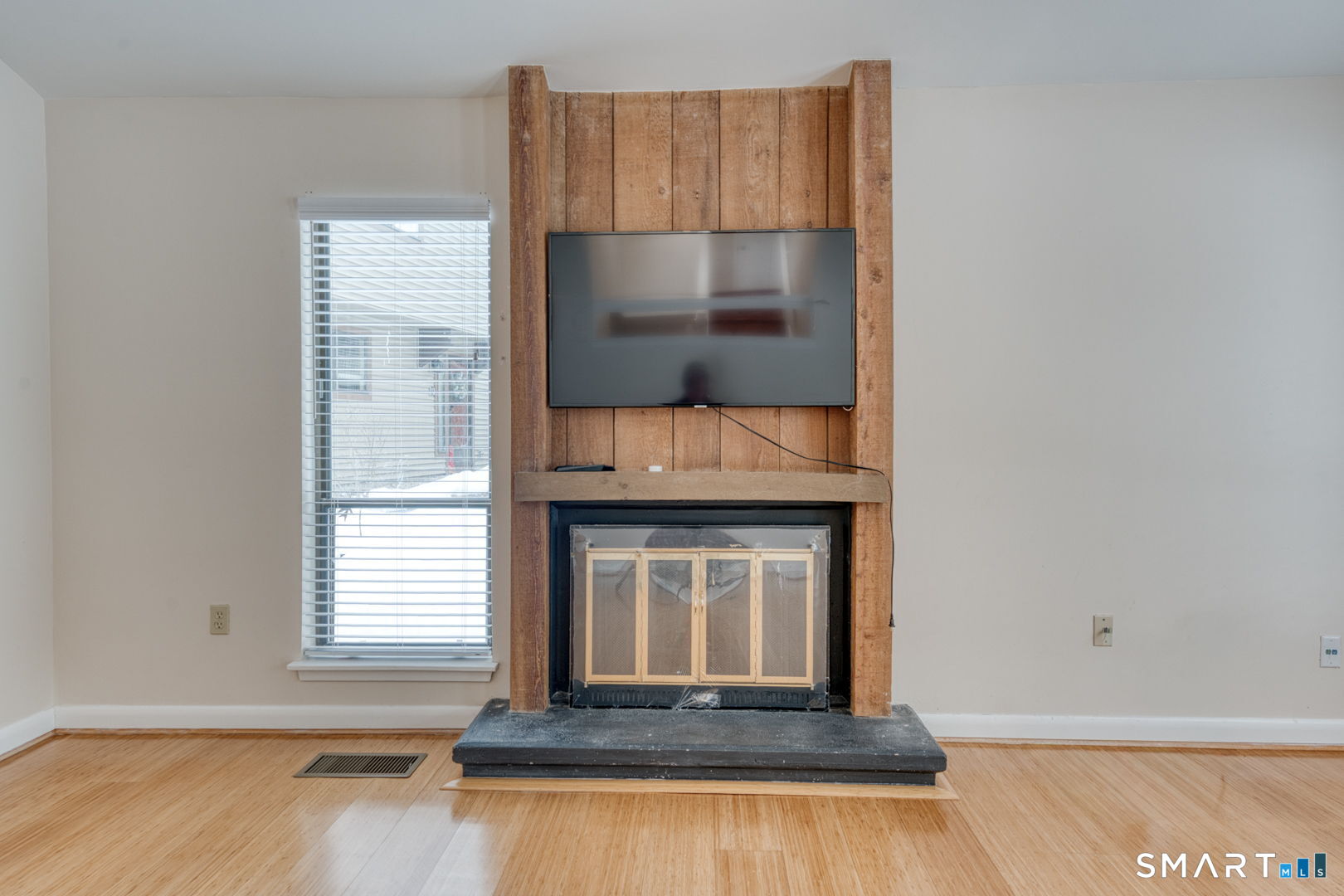 14 Walnut Lane Avon CT 06001