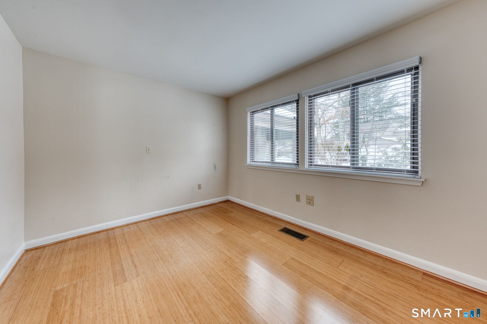 14 Walnut Lane Avon CT 06001