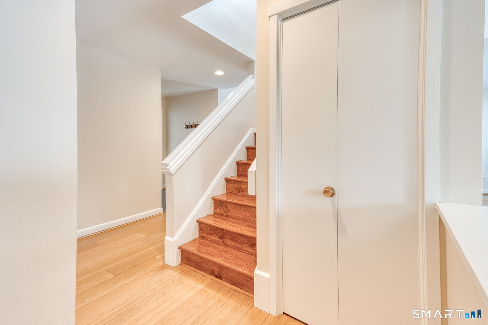 14 Walnut Lane Avon CT 06001