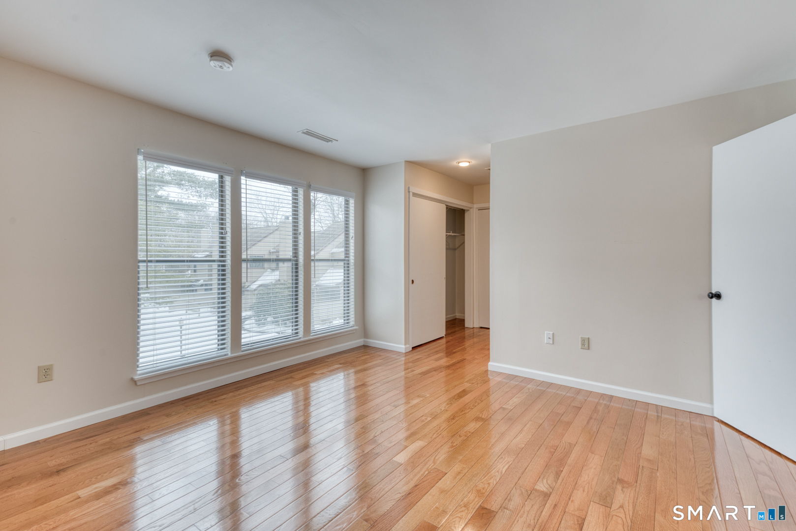 14 Walnut Lane Avon CT 06001