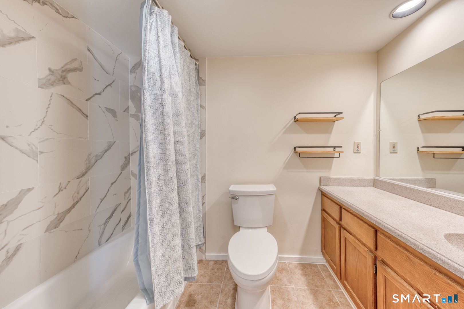 14 Walnut Lane Avon CT 06001