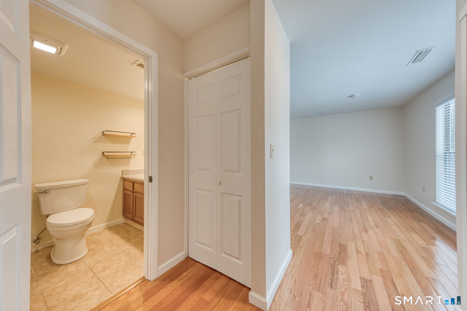 14 Walnut Lane Avon CT 06001