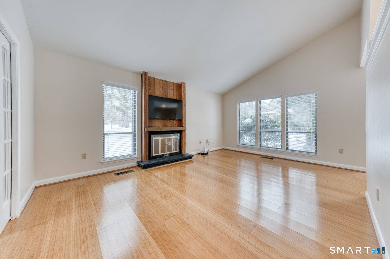 14 Walnut Lane Avon CT 06001