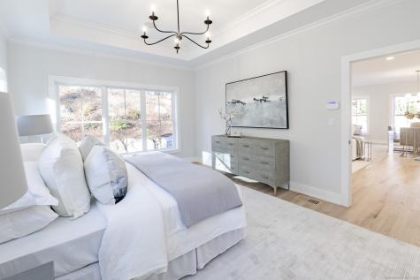 3 Pine Ridge Middlebury CT 06762