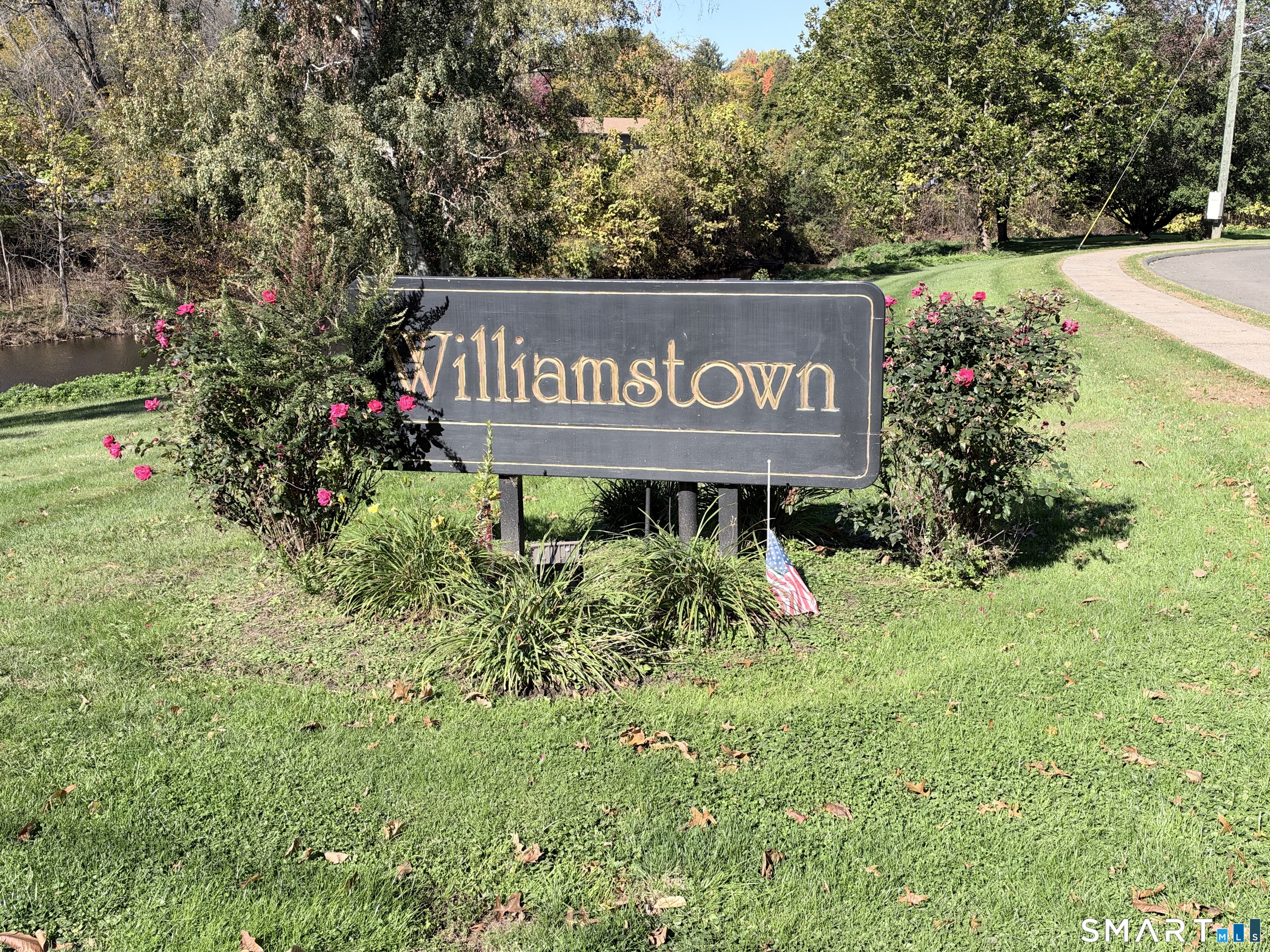 278 Williamstown Court Newington CT 06111