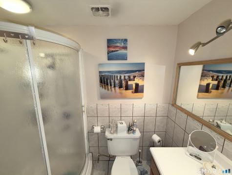 278 Williamstown Court Newington CT 06111