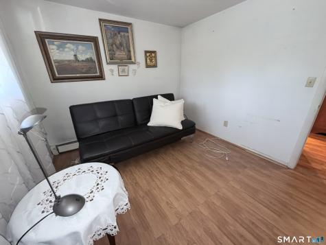 278 Williamstown Court Newington CT 06111