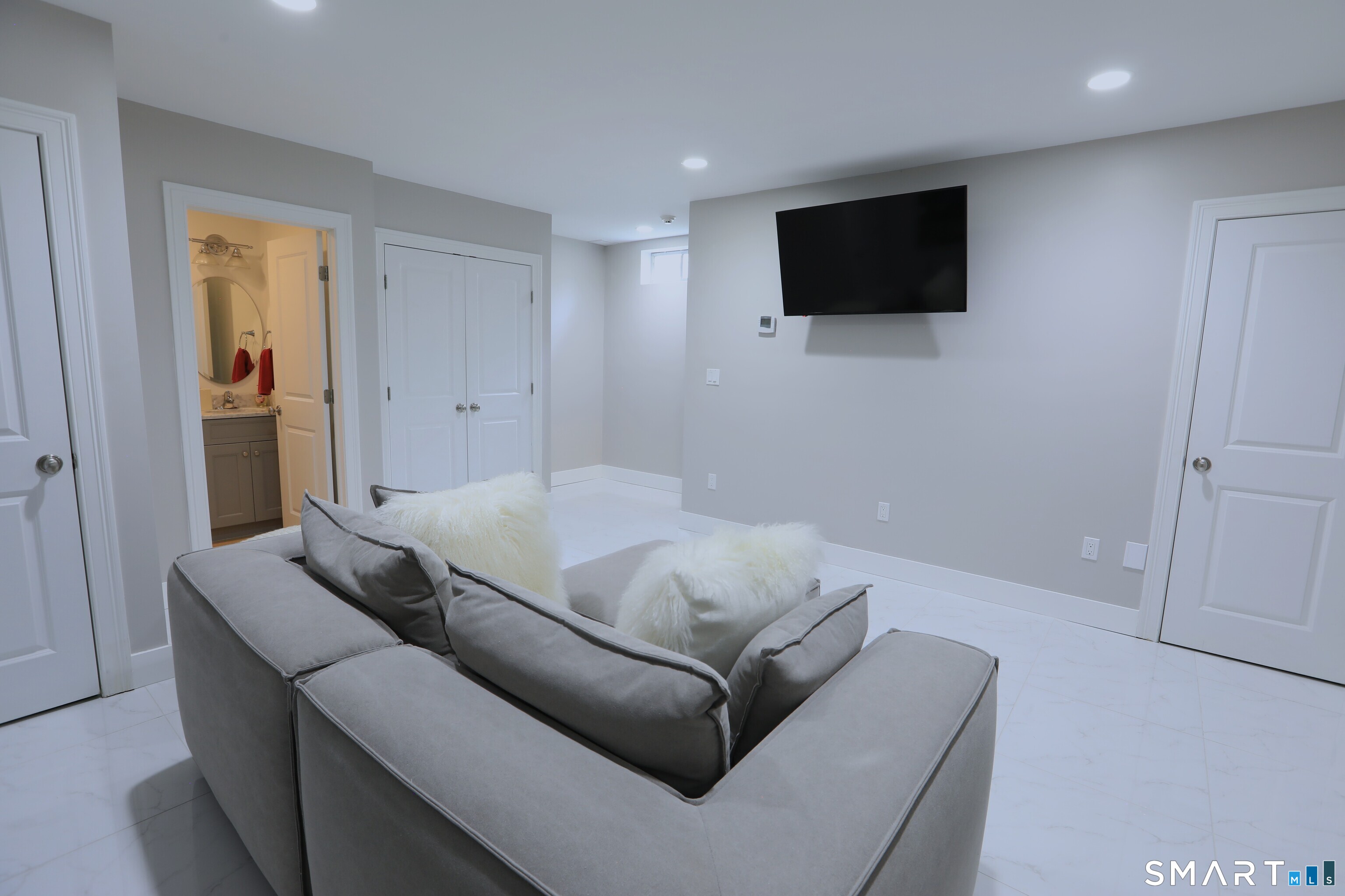 61 Aiken Street Norwalk CT 06851