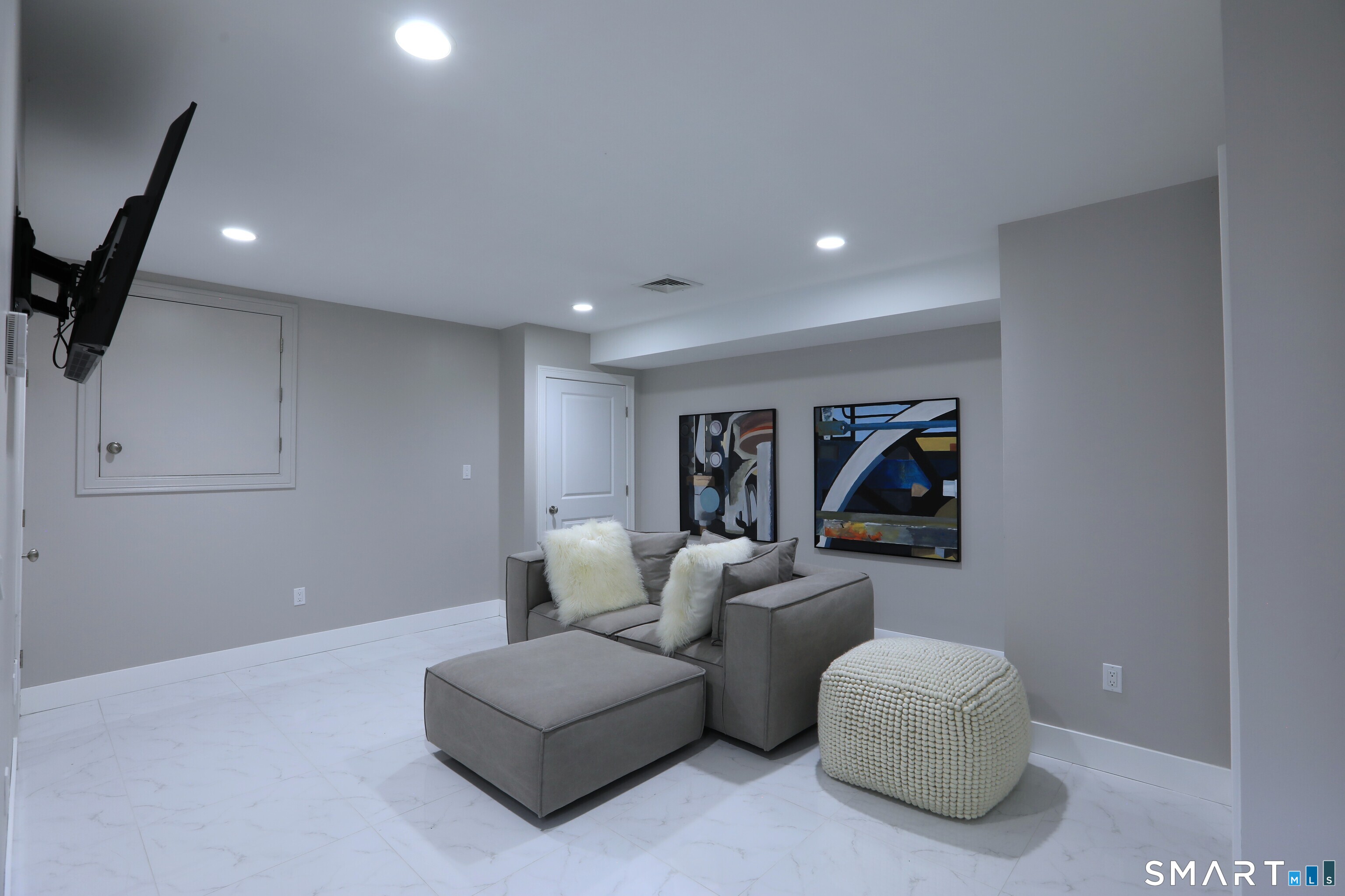 61 Aiken Street Norwalk CT 06851