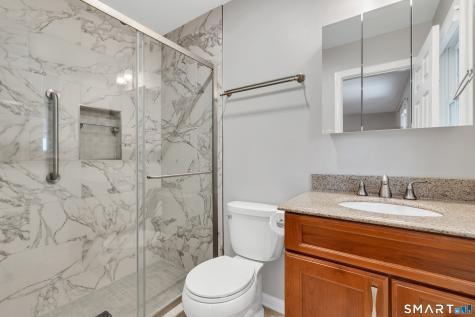 28 Downing Way Madison CT 06443
