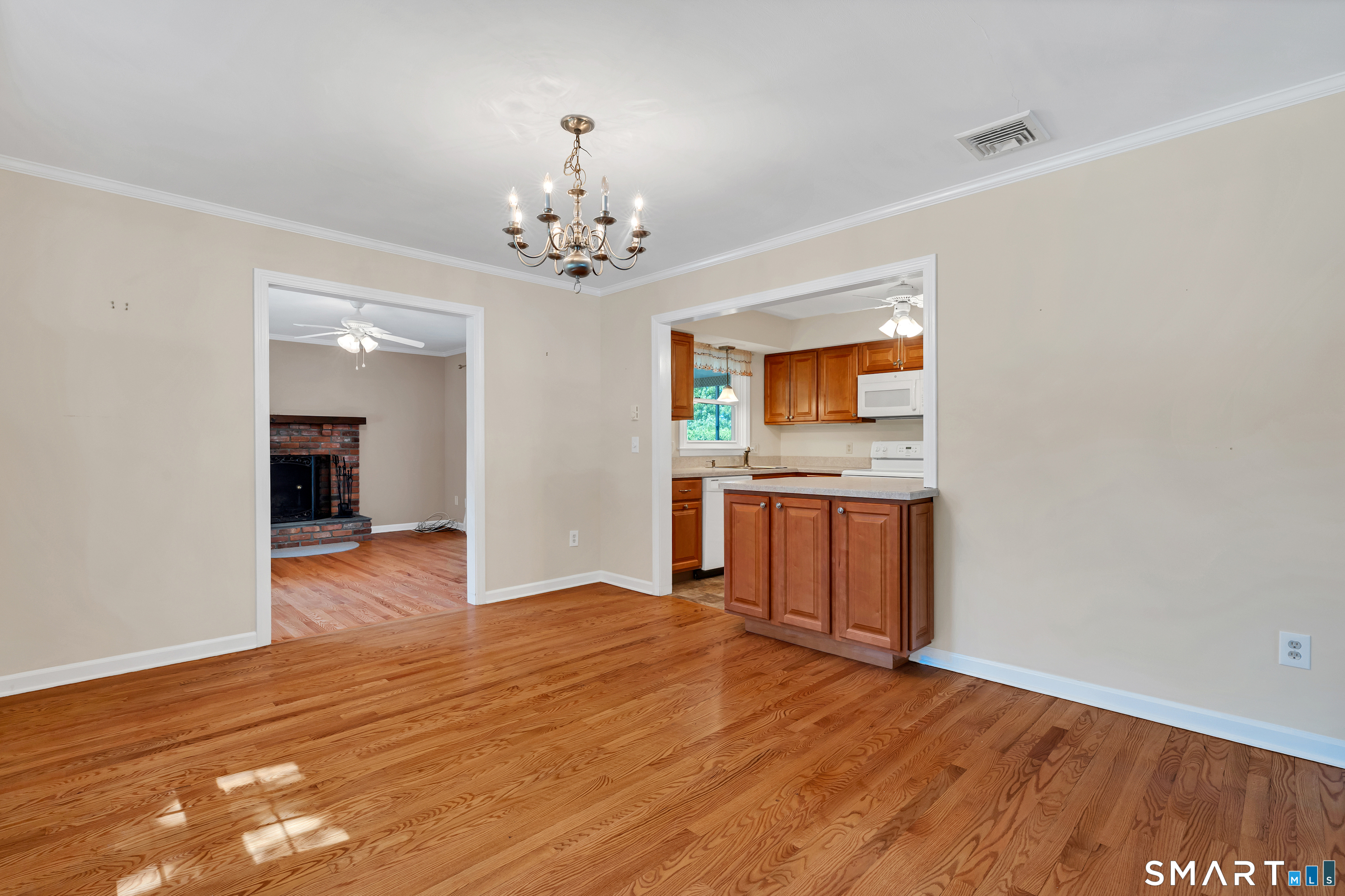 28 Downing Way Madison CT 06443