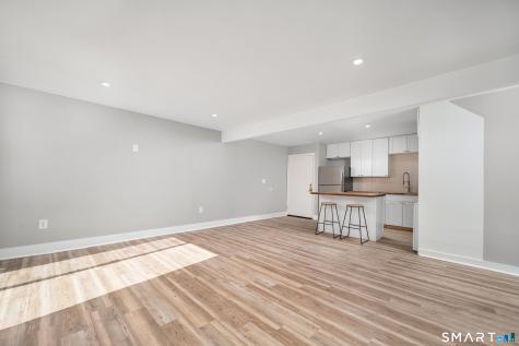8-G Country Squire Drive Cromwell CT 06416