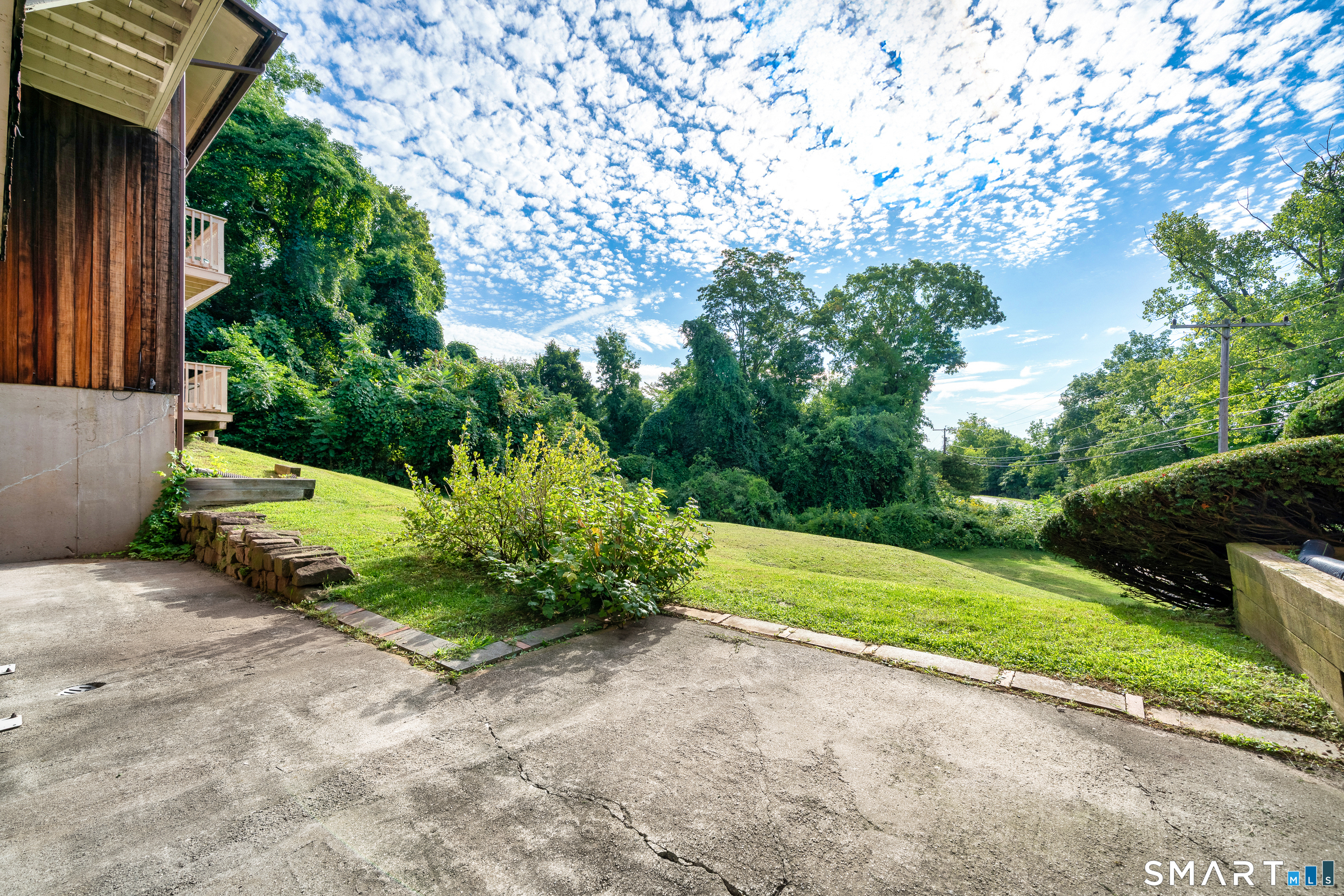 8-G Country Squire Drive Cromwell CT 06416