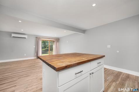8-G Country Squire Drive Cromwell CT 06416