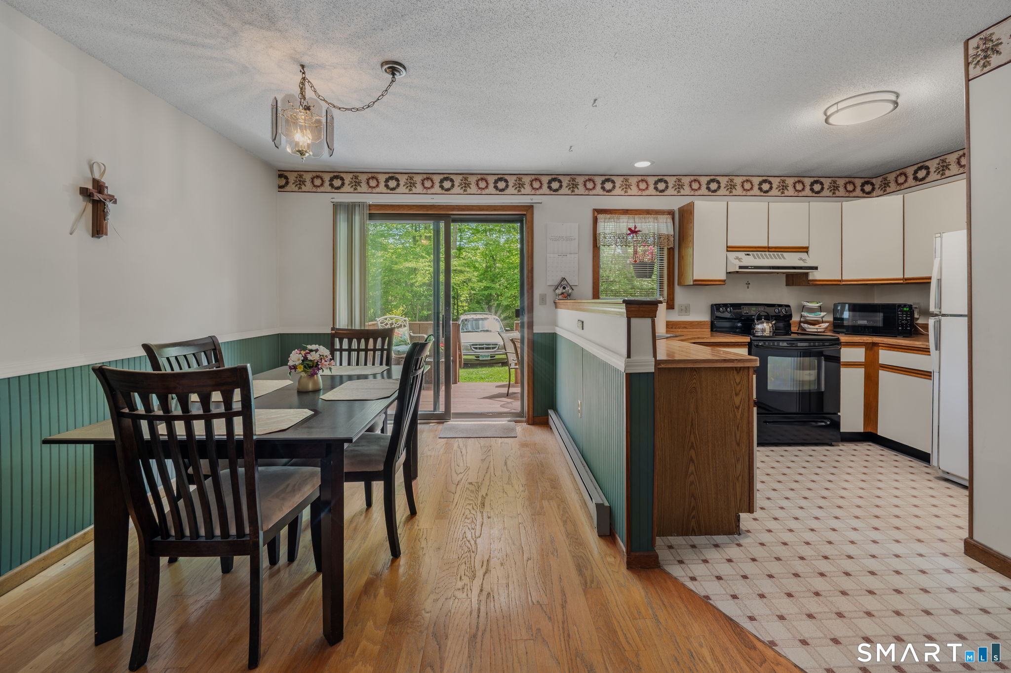 348 Boston Post Road Waterford CT 06385