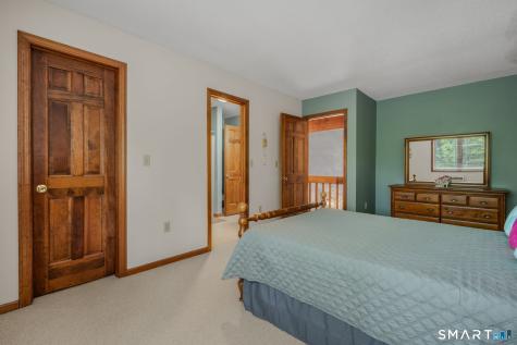 348 Boston Post Road Waterford CT 06385