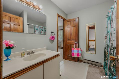 348 Boston Post Road Waterford CT 06385