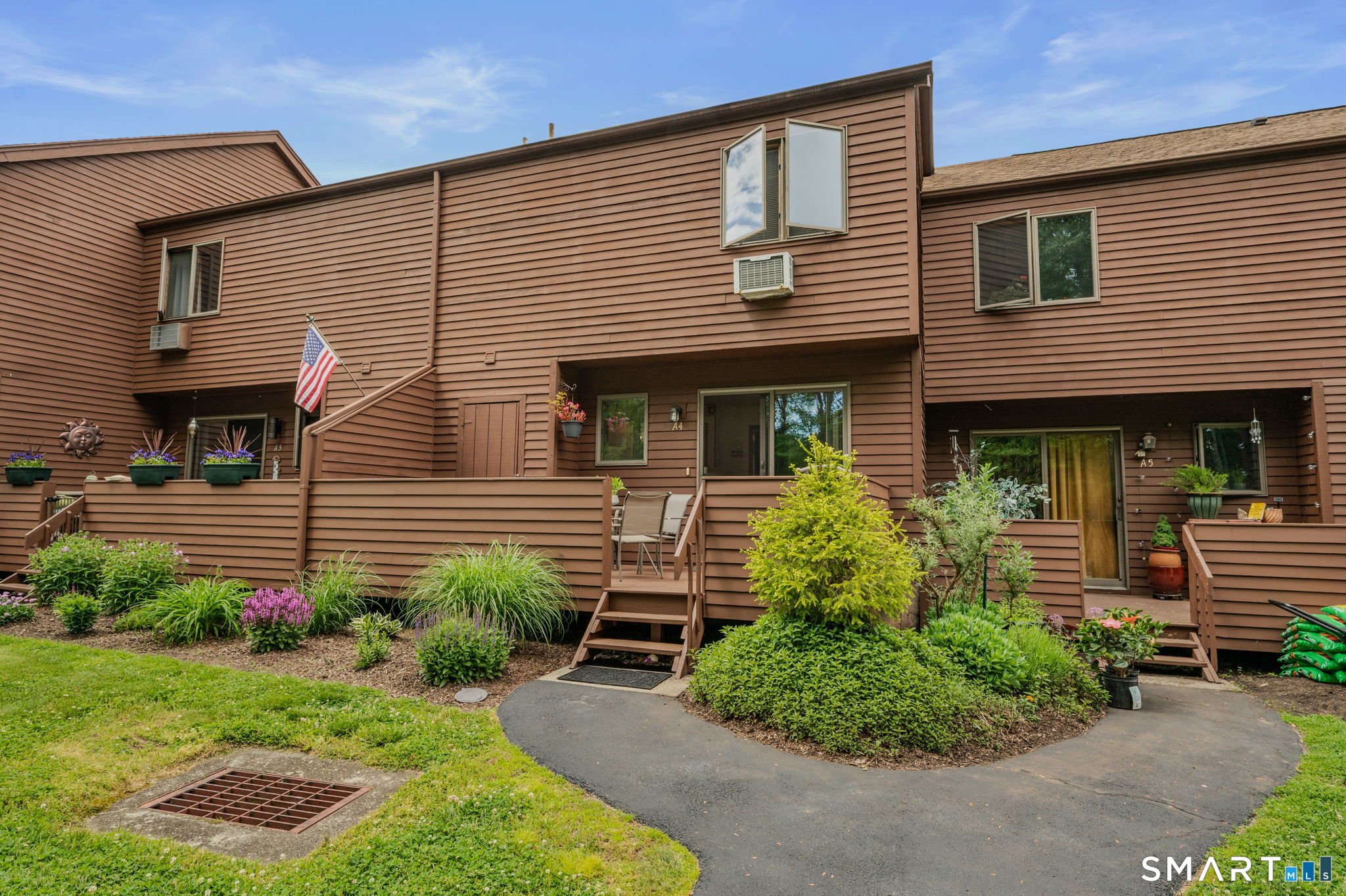 348 Boston Post Road Waterford CT 06385